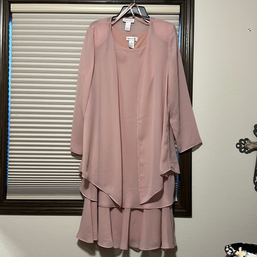 Women’s dress
